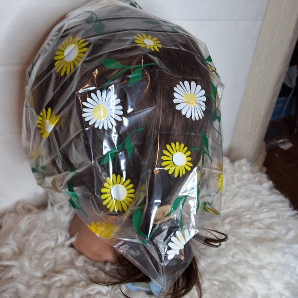 Vintage Plastic Floral Folding Grandma Rainhat - Picture 5 of 6